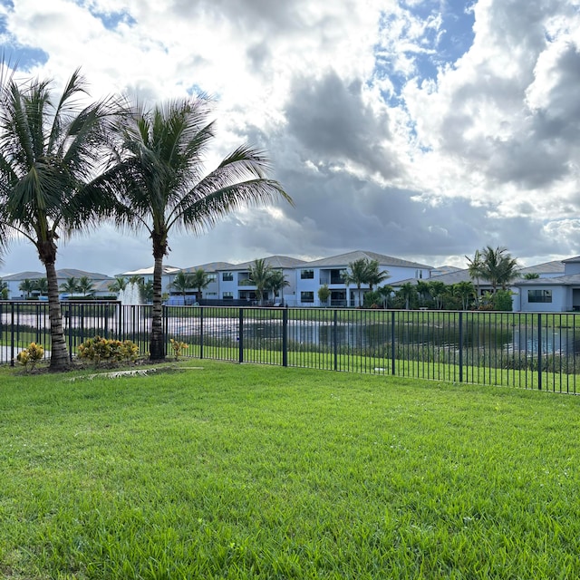 view of yard featuring a water view