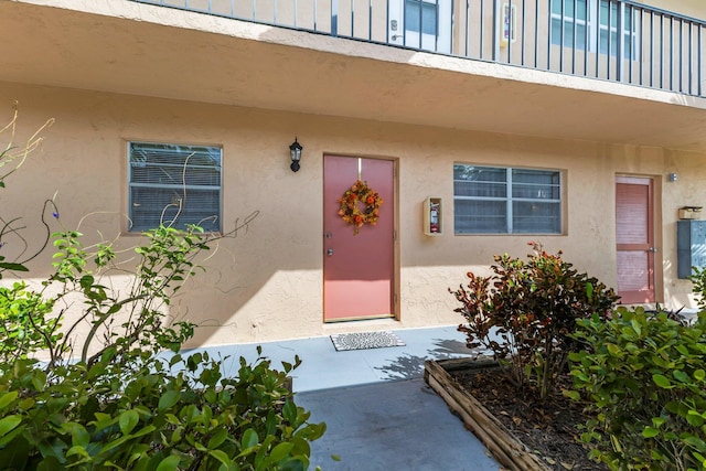 2950 SE Ocean Blvd Unit 38-2, Stuart, FL 34996 - entrance to property featuring stucco siding