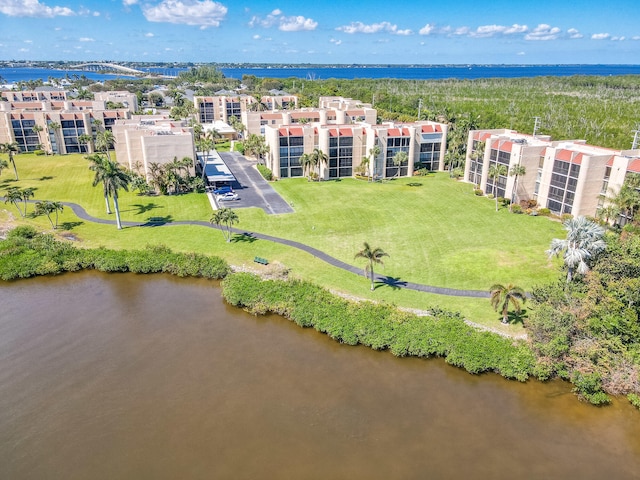 bird's eye view featuring a water view