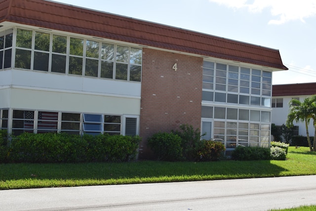 view of building exterior