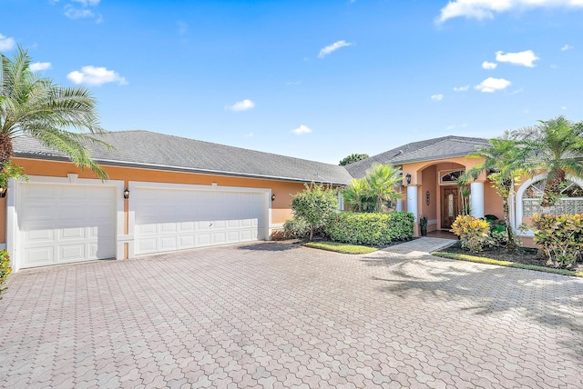 view of front of house featuring a garage