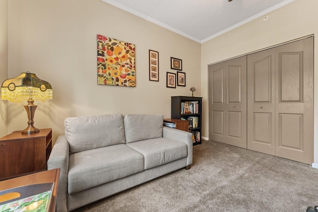 living room with carpet floors, crown molding, and baseboards