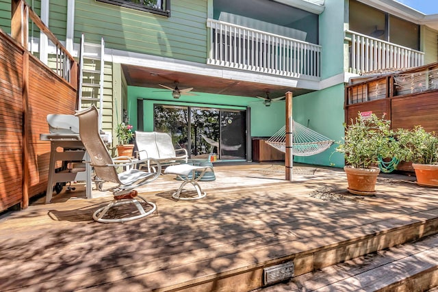 view of patio featuring ceiling fan