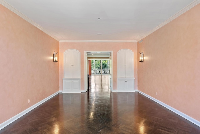 425 Worth Ave Unit 2F, Palm Beach, FL 33480 - unfurnished room with arched walkways, baseboards, and crown molding