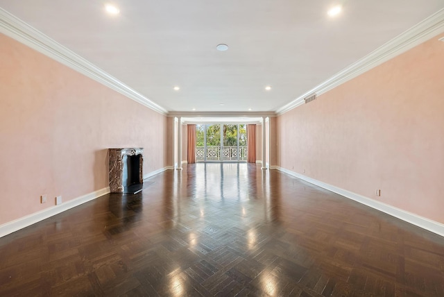 425 Worth Ave Unit 2F, Palm Beach, FL 33480 - unfurnished living room featuring baseboards, crown molding, and recessed lighting