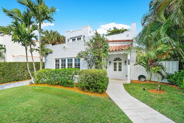 view of front of house with a front yard