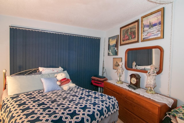 bedroom with a textured ceiling