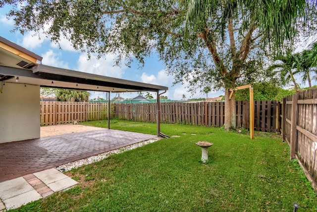 view of yard with a patio