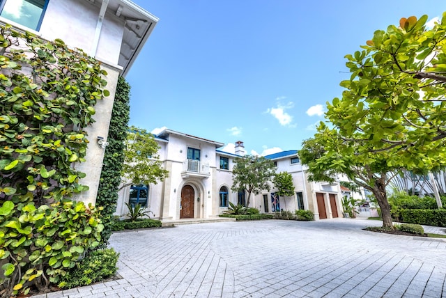 view of mediterranean / spanish-style house