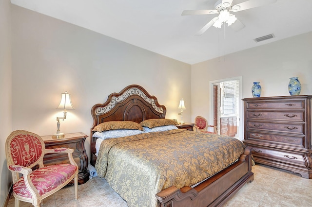 bedroom with ceiling fan