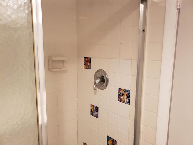 room details with a shower with shower door