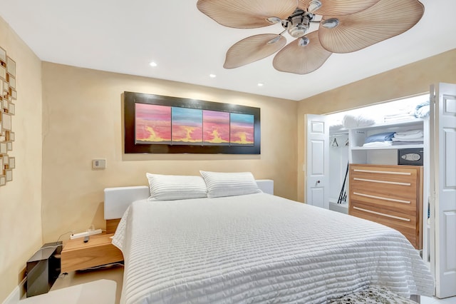 bedroom featuring ceiling fan