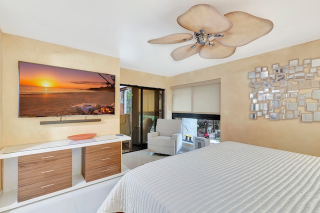 bedroom with ceiling fan