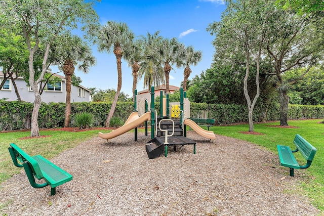 view of jungle gym with a lawn