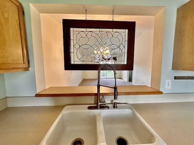 details with sink