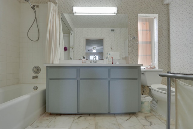 full bathroom with ceiling fan, shower / bath combo, a wall mounted AC, toilet, and vanity