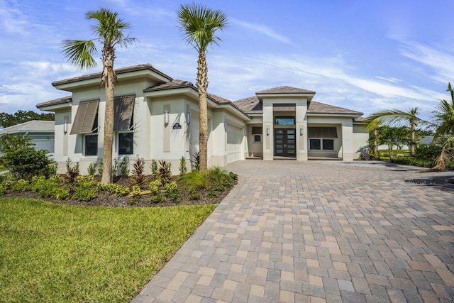 view of front facade with french doors