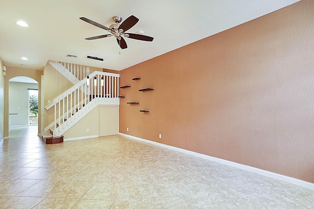 spare room featuring ceiling fan