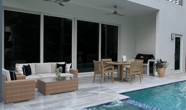 view of patio featuring outdoor lounge area and ceiling fan