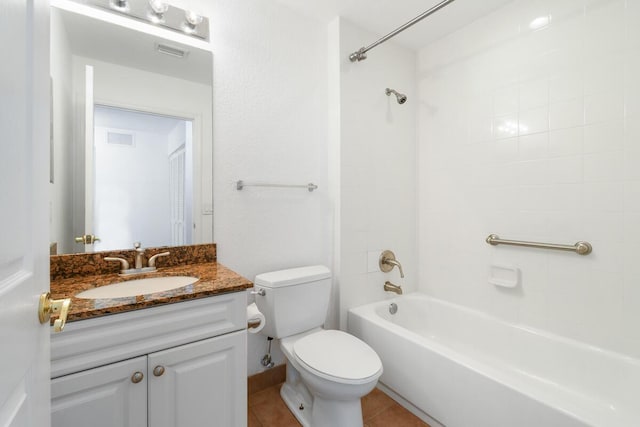 laundry area with washer and clothes dryer, light tile patterned floors, and sink