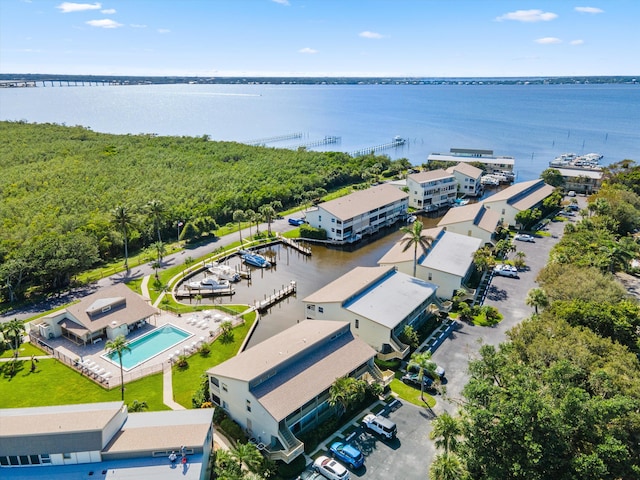 bird's eye view featuring a water view