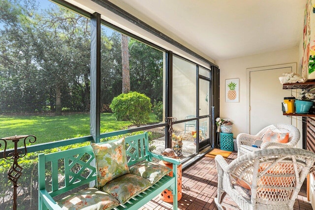 view of sunroom / solarium