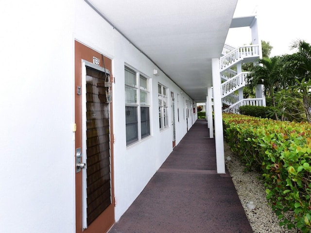 1035 Newport H, Deerfield Beach, FL 33442 - view of patio / terrace