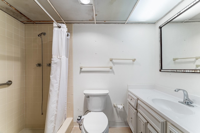 bathroom with vanity, a shower with curtain, and toilet