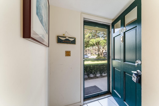 view of tiled entryway