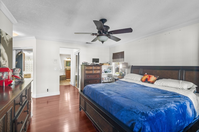 bedroom with ceiling fan, a closet, dark hardwood / wood-style flooring, a textured ceiling, and ornamental molding