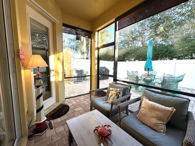 view of sunroom / solarium