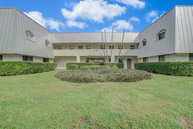 view of building exterior