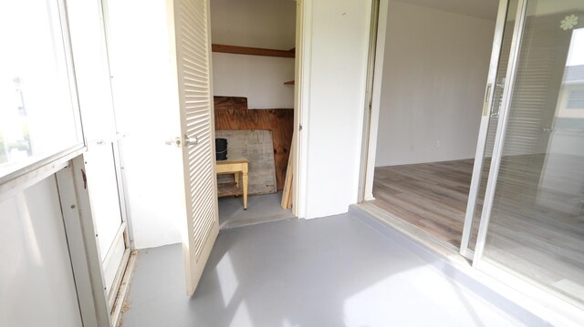 unfurnished sunroom with a healthy amount of sunlight