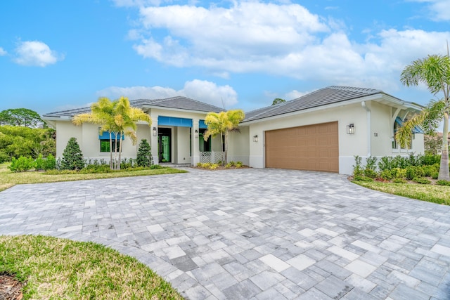 view of front facade with a garage