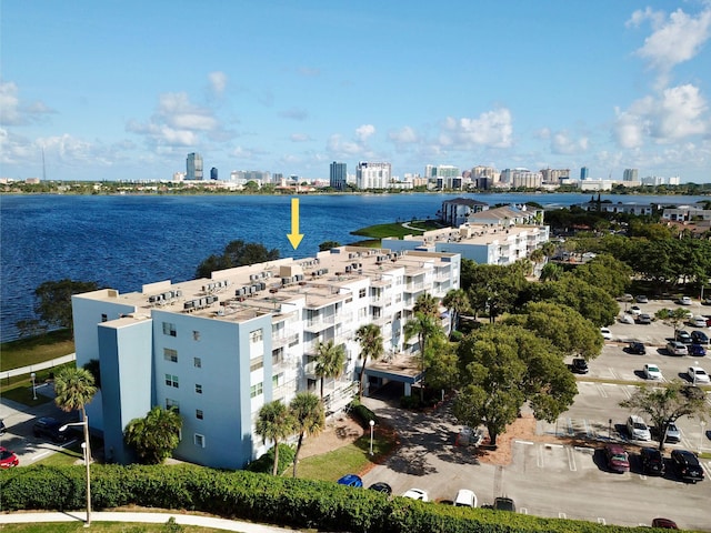 bird's eye view with a water view