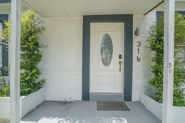 view of entrance to property