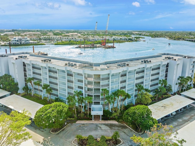 bird's eye view with a water view