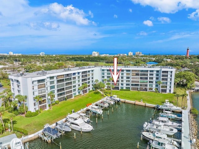 bird's eye view featuring a water view