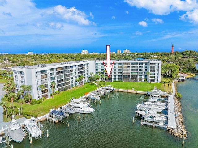 bird's eye view featuring a water view