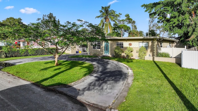 view of front of property with a front yard