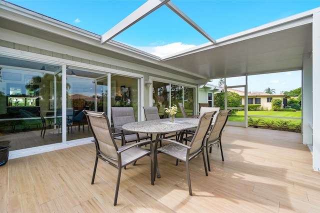 view of sunroom / solarium