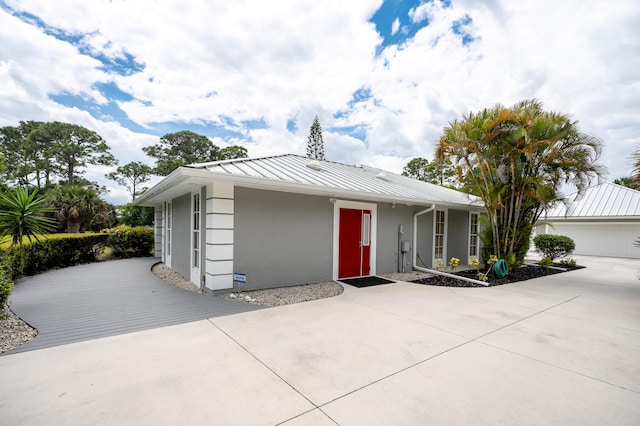 ranch-style house with a garage