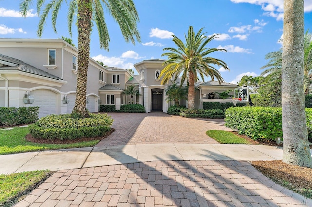 view of front of property featuring a garage