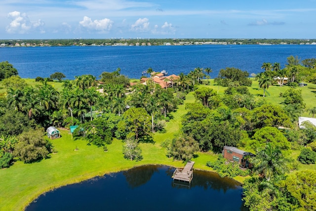 bird's eye view with a water view