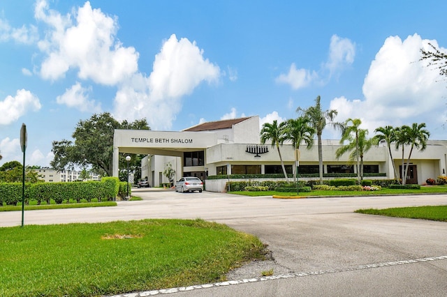 view of building exterior