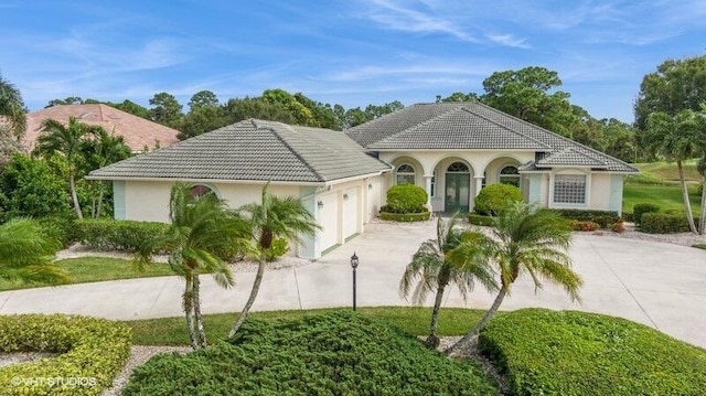 view of front of house featuring a garage