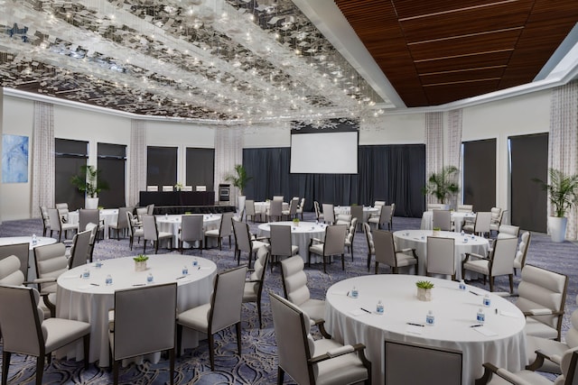 dining area featuring carpet