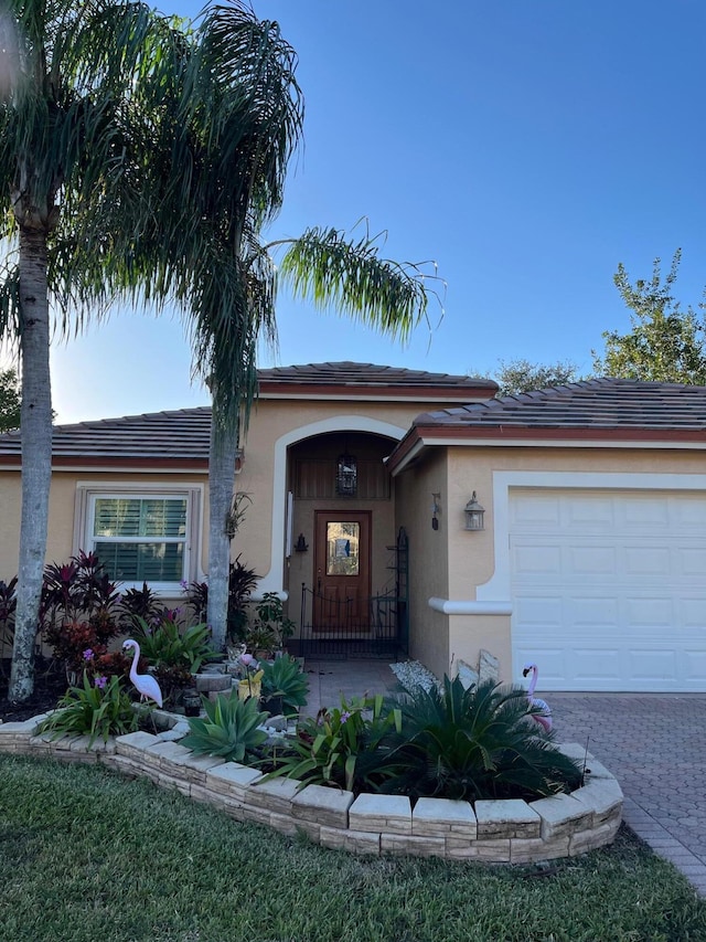 view of front of house with a garage