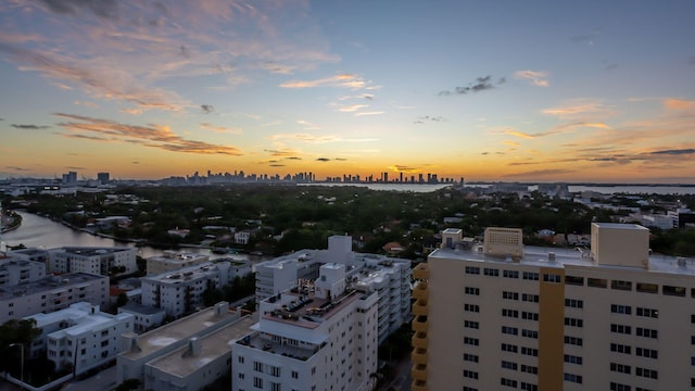 view of aerial view at dusk