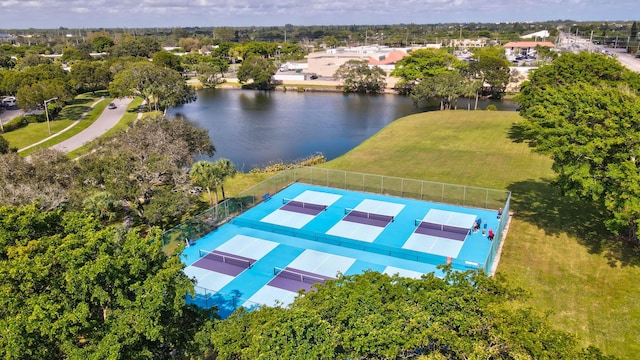 bird's eye view with a water view